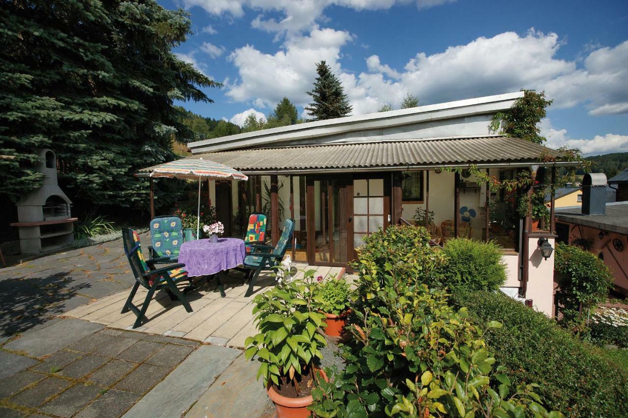 クリンゲンタール Ferienhaus Kornerヴィラ エクステリア 写真